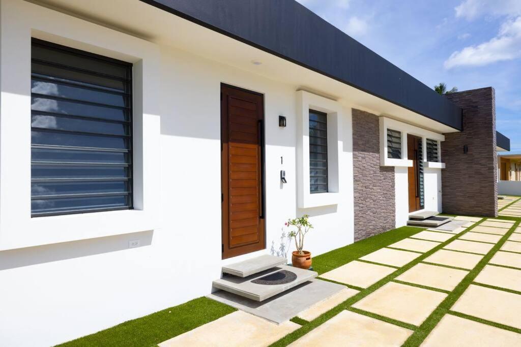 Ramey Cir D, Near Airport, Beaches W/King Bed. Агуадила Екстериор снимка